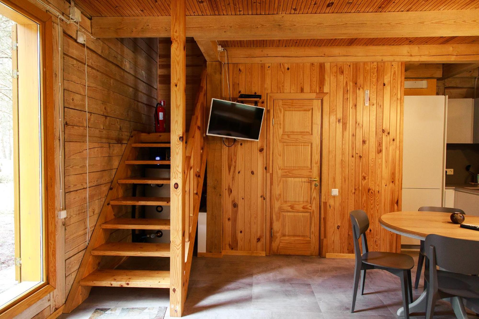 Roze Guest Houses Sklandas Bernati Ngoại thất bức ảnh